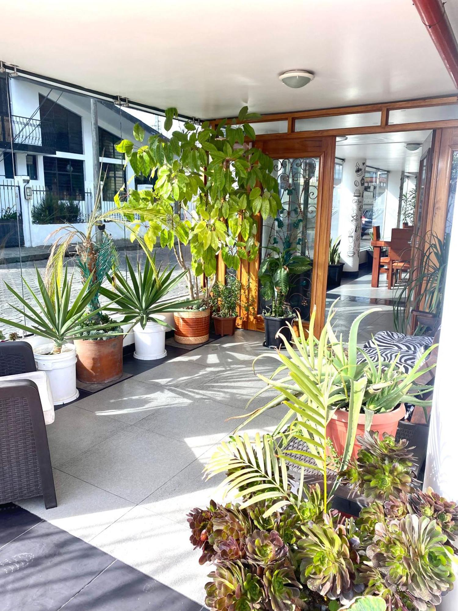 Loreto Hotel Latacunga Bagian luar foto
